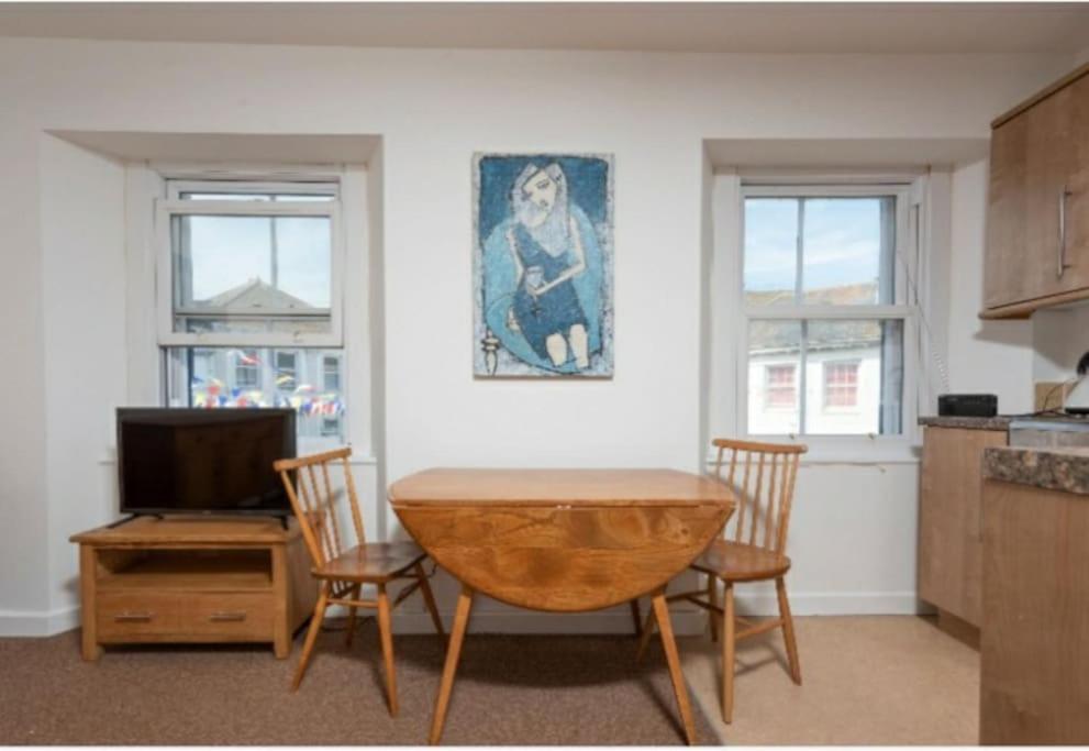 פנזאנס Beautiful And Bright !! Town/Harbour Apartment #2 מראה חיצוני תמונה